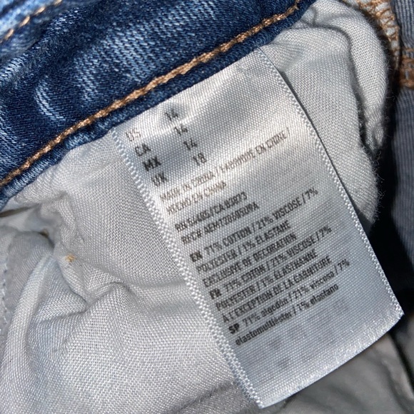 Jean Shorts - Picture 5 of 5